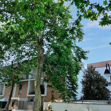 Apartman Francigena Con Posto Auto Riservato E Coperto Sutri